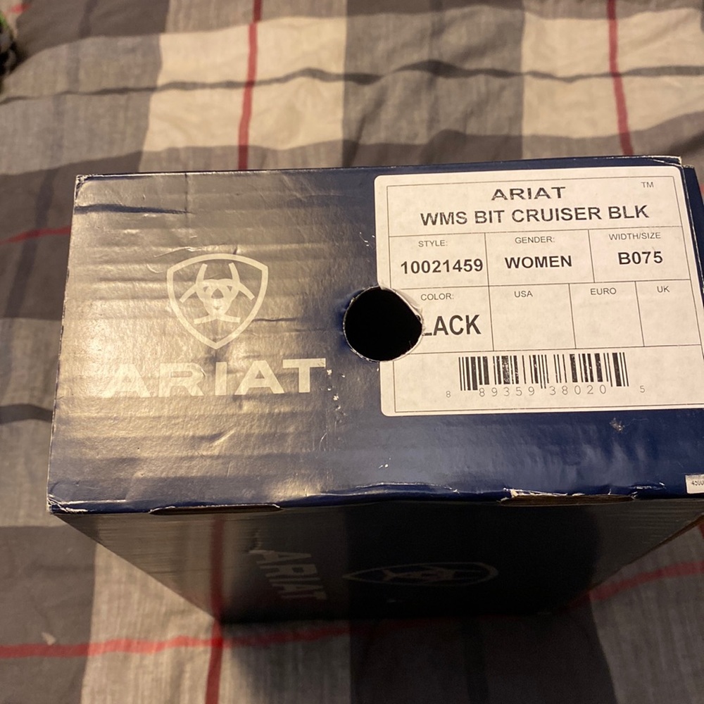 Ariat 7.5